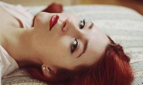 吃瓜少女做辣条视频播放,吃瓜少女带你领略辣条视频的魅力