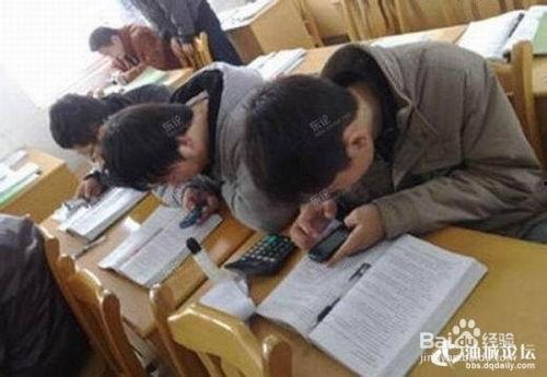 吃瓜大学生上课视频,吃瓜大学生上课视频,揭秘课堂趣味瞬间
