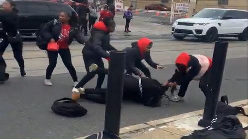 吃瓜群众拍下的视频,揭秘吃瓜群众捕捉的精彩瞬间