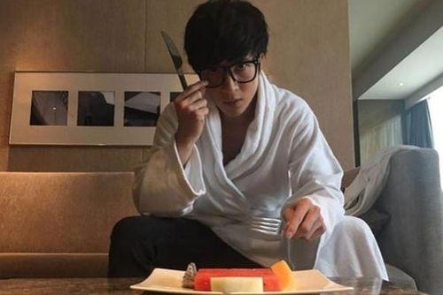 薛之谦吃瓜结婚视频,一场意外的甜蜜秀