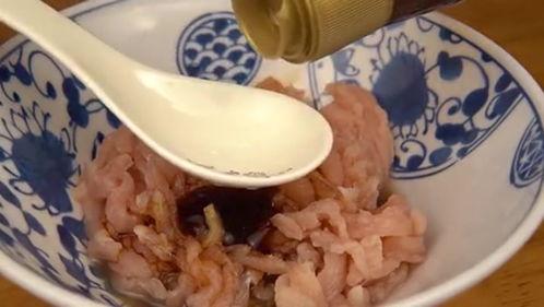 大哥吃佛手瓜视频