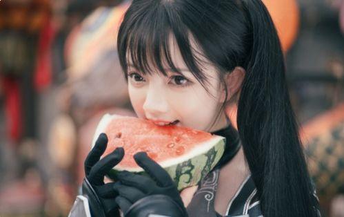 王奕萌吃瓜少女视频下载,揭秘幕后花絮