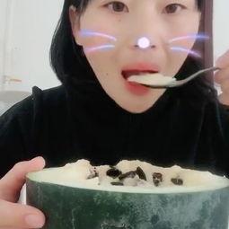 吃超级大的瓜视频,吃超级大瓜背后的惊人真相与幕后故事