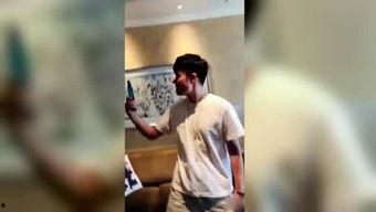 小白小白和江总吃瓜视频,揭秘小白小白与江总吃瓜背后的娱乐风云