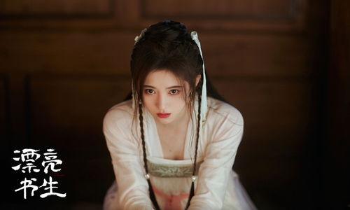 吃瓜少女鞠婧祎视频大全,笑料百出，欢乐无限