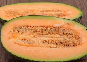 吃哈密瓜技巧视频大全,视频大全教你轻松吃出完美口感